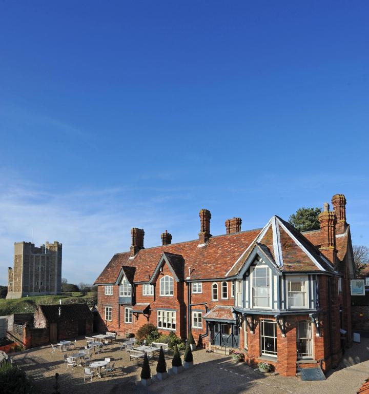 Crown And Castle Hotel Orford Kültér fotó